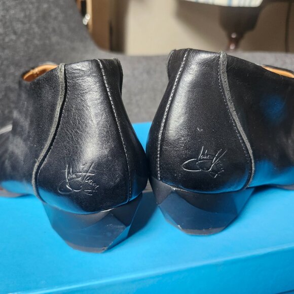 Womens black, zipper ankle boots/shoes - Picture 3 of 4